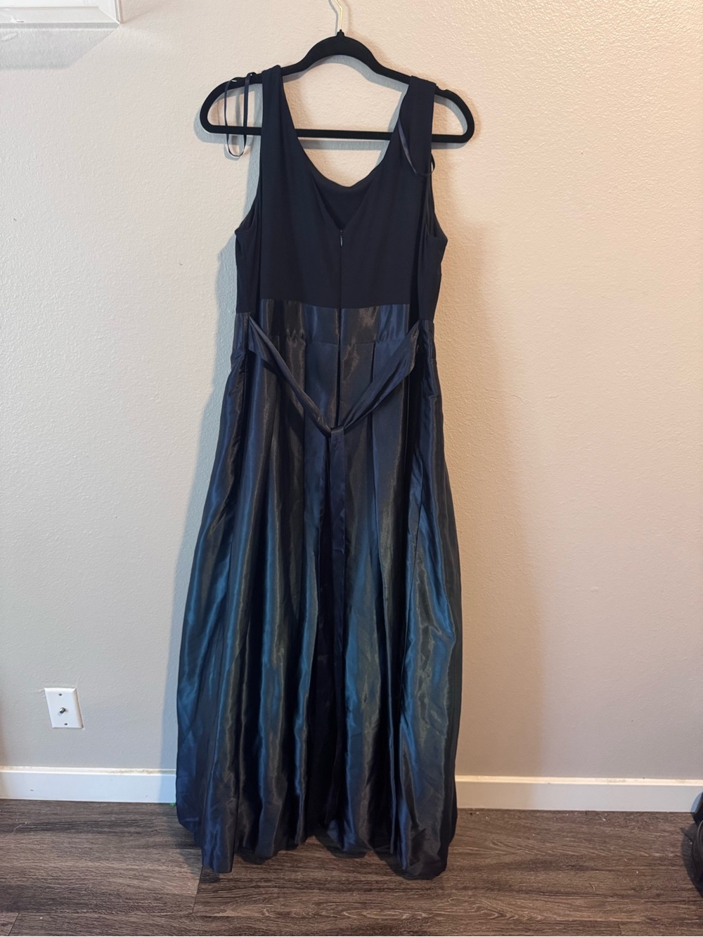 SLNY Black and Navy Maxi Dress - Picture 2 of 4